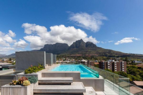 Rooftop Pool Balcony Parking